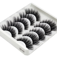 Hand-made thick natural eyelashes